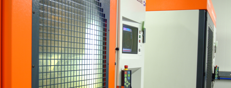 Wire cutting, wire cutter